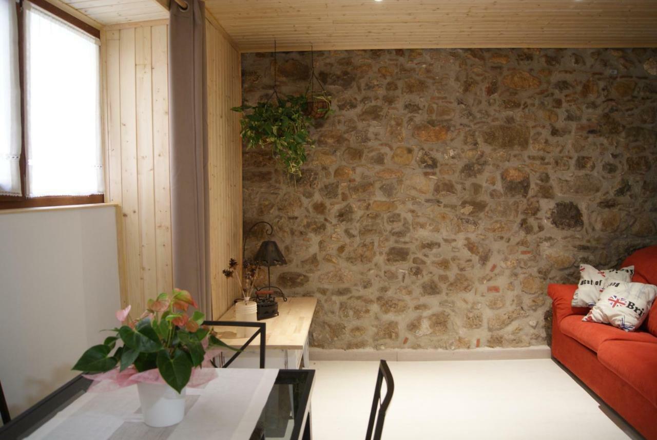 Apartament Codina 40 Apartment ตอร์โรเอยา เด มอนต์กรี ภายนอก รูปภาพ