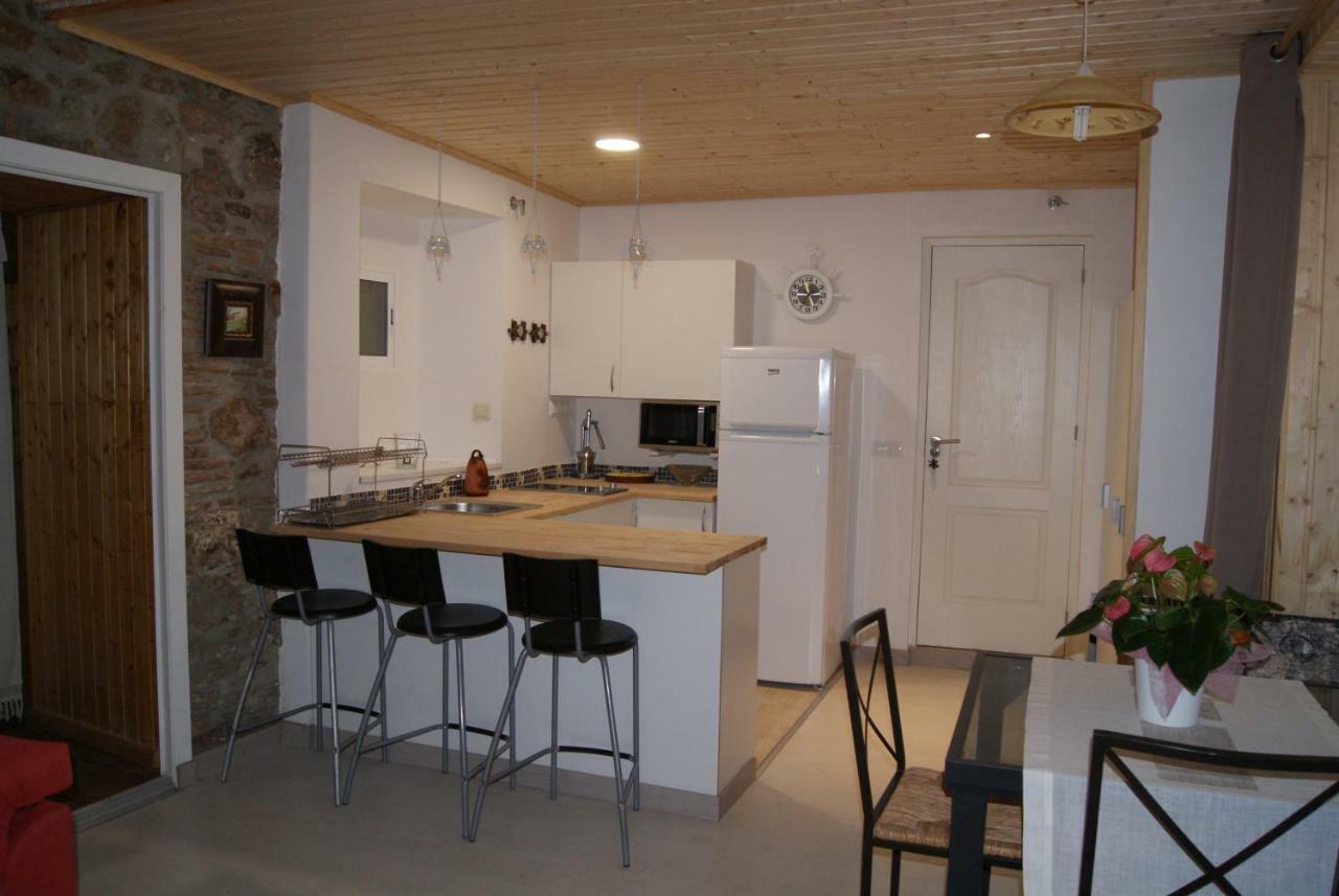 Apartament Codina 40 Apartment ตอร์โรเอยา เด มอนต์กรี ภายนอก รูปภาพ