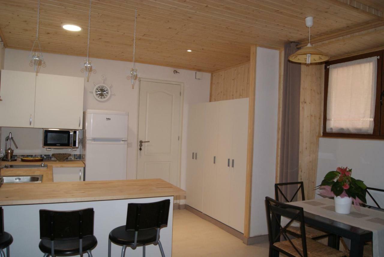 Apartament Codina 40 Apartment ตอร์โรเอยา เด มอนต์กรี ภายนอก รูปภาพ